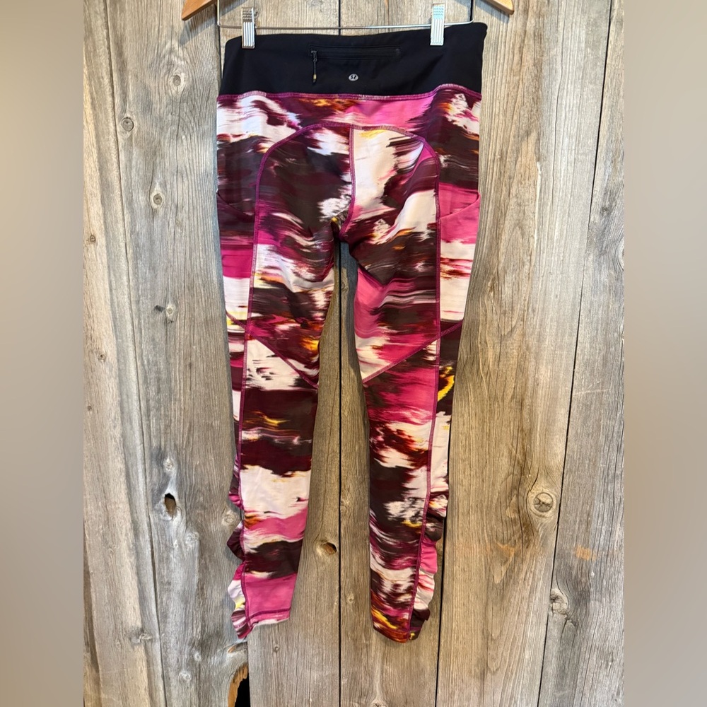 Lululemon marble Leggings size 8